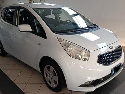 Usata Kia Venga Active 89 CV (65 kW) 2017 Bianco Utilitaria