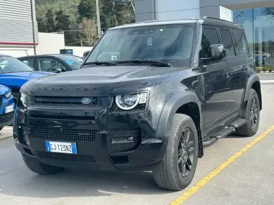 Gebraucht Land Rover Defender Dynamic 200 PS (147 kW) 2022 Schwarz SUV