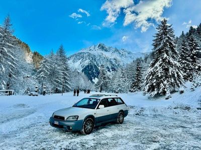 usata Subaru Outback 3.0 4x4 uni-proprietario