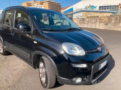 Usata Fiat Panda 4x4 95 CV (69 kW) 2016 Nero Utilitaria