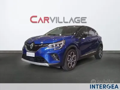 Usata Renault Captur Intens 92 CV (67 kW) 2021 Blu SUV