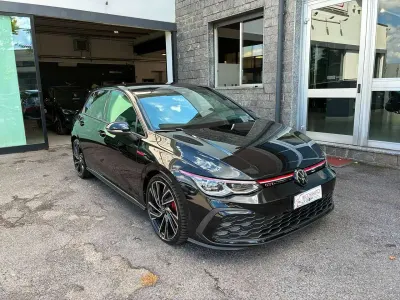 Usata VW Golf VIII GTI 245 CV (180 kW) 2024 Nero Berlina