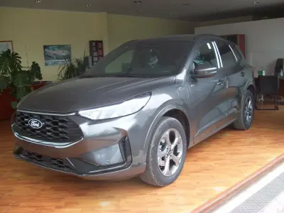 Nuova Ford Kuga ST-Line 150 CV (110 kW) 2026 Grigio SUV