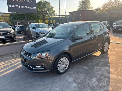 Usata VW Polo Comfortline 75 CV (55 kW) 2016 Grigio Berlina