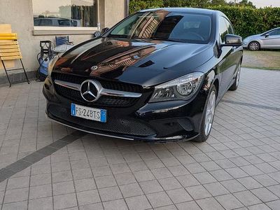 Mercedes CLA200