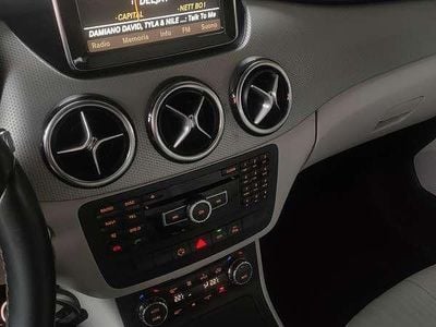Usata 2012 Mercedes B180 Executive Monovolume | 8000 € (Cara)