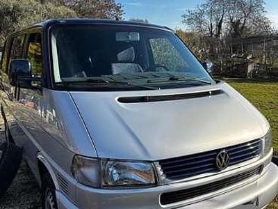 Usata VW Caravelle Comfortline 102 CV (75 kW) 2003 Argento Furgone