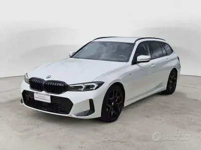Usata BMW 320e M Sport 190 CV (139 kW) 2025 Bianco Station wagon