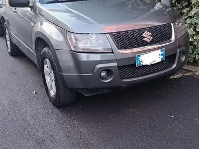 Usata Suzuki Vitara 129 CV (94 kW) 2005 Grigio SUV