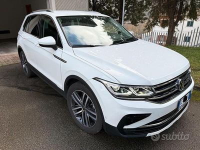Usata VW Tiguan Elegance 150 CV (110 kW) 2021 Bianco SUV