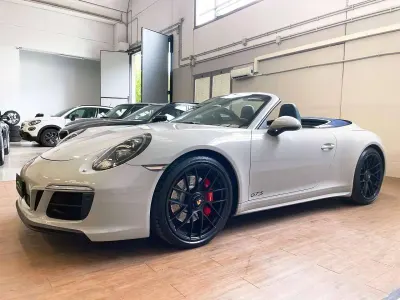 Usata Porsche 911 Carrera 4 GTS 450 CV (330 kW) 2018 Gesso Cabrio
