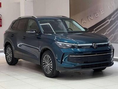 Usata VW Tiguan Life 150 CV (110 kW) 2025 Blu/azzurro SUV