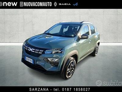 Begagnad Dacia Spring Comfort 33 kW (45 HK) 2023 Grön Halvkombi