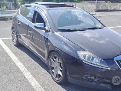 Usata Lancia Delta 105 CV (77 kW) 2011 Nero Utilitaria