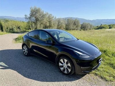 Usata Tesla Model Y Long Range AWD 378 kW (514 CV) 2022 Nero SUV