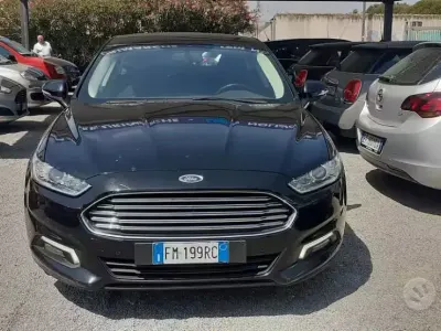 Usata Ford Mondeo 150 CV (110 kW) 2017 Nero Berlina