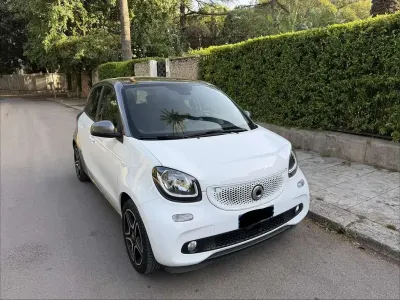 Usata Smart ForFour Passion 75 CV (55 kW) 2018 Bianco Utilitaria