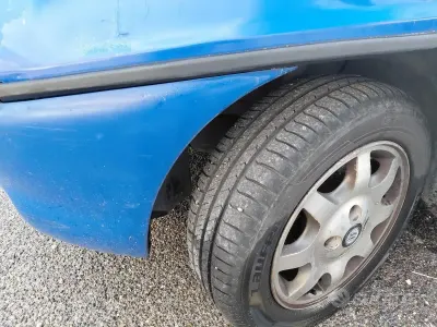 Usata Lancia Ypsilon 54 CV (39 kW) 1998 Blu Utilitaria