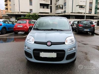 Usata Fiat Panda Lounge 69 CV (50 kW) 2017 Grigio Berlina