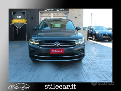 Usata VW Tiguan Elegance 150 CV (110 kW) 2021 Grigio SUV