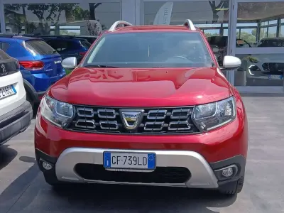 Usata Dacia Duster Prestige 101 CV (74 kW) 2021 Rosso fusion SUV