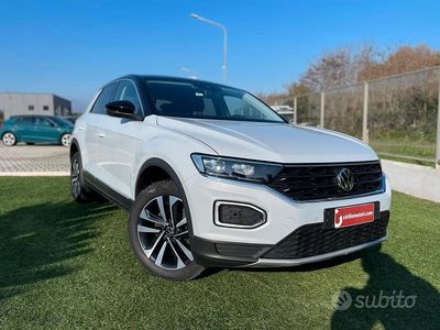 Usata VW T-Roc Advance 150 CV (110 kW) 2021 Bianco SUV
