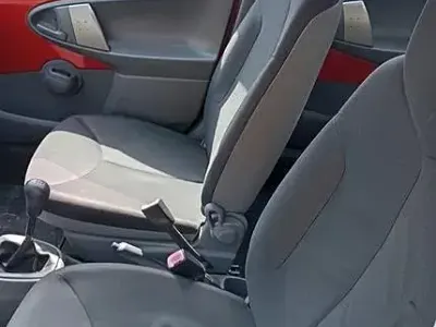 Usata Toyota Aygo 68 CV (50 kW) 2009 Rosso Utilitaria