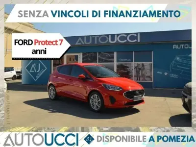 Usata Ford Fiesta Titanium 75 CV (55 kW) 2022 Race red Utilitaria