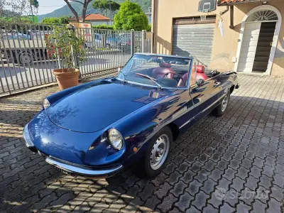 Usata Alfa Romeo Spider 1970 Bluazzurro Cabrio