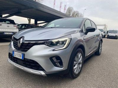 Usata Renault Captur Intens 160 CV (117 kW) 2022 Argento SUV