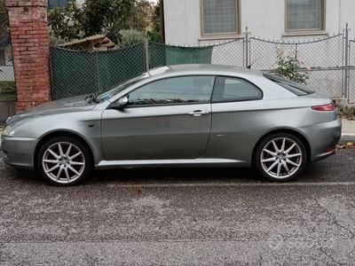 usata Alfa Romeo GT 1.9 jtd mjt Distinctive