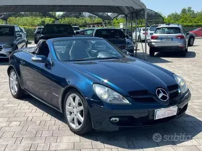 Begagnad Mercedes SLK200