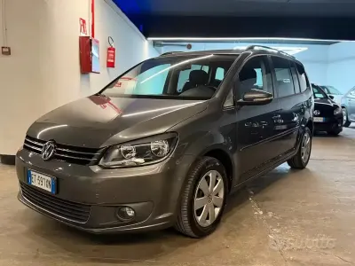 Usata VW Touran Business 105 CV (77 kW) 2013 Marrone Monovolume