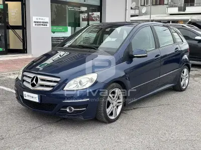 Begagnad Mercedes B200