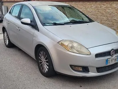 Usata Fiat Bravo Dynamic 120 CV (88 kW) 2007 Grigio Utilitaria