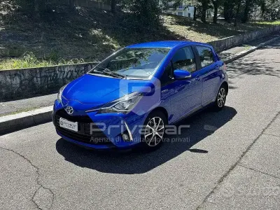 Usata Toyota Yaris Active 73 CV (53 kW) 2018 Bluazzurro Utilitaria