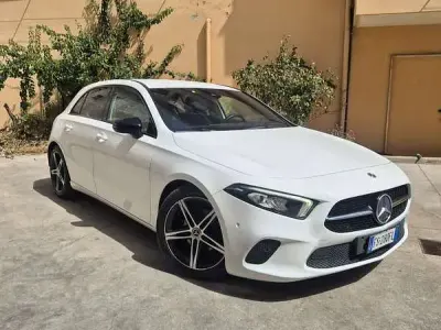 Usata Mercedes A180 Executive 116 CV (85 kW) 2018 Bianco Berlina
