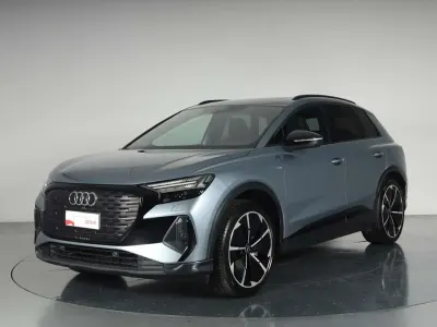 Usata Audi Q4 e-tron S-Line 250 kW (340 CV) 2025 Blu geyser metallizzato SUV