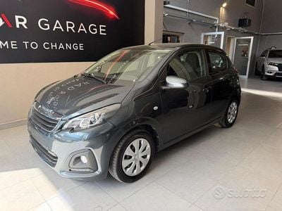 Usata Peugeot 108 Active 72 CV (52 kW) 2021 Grigio Berlina