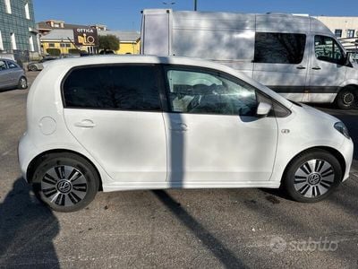 VW e-up!