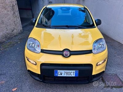Usata Fiat Panda 70 CV (51 kW) 2024 Giallo Berlina