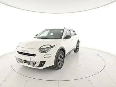Usata Fiat 600 110 CV (80 kW) 2025 Bianco SUV
