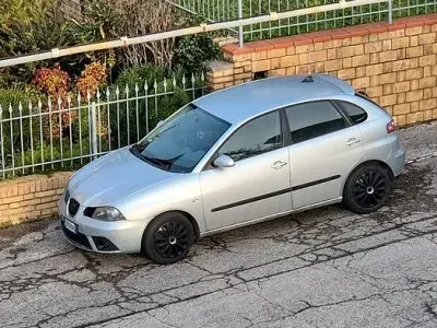 Usata Seat Ibiza 2004 Grigio Utilitaria