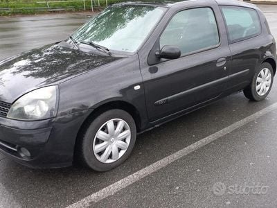 Renault Clio II