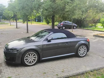 Usata Audi TT Roadster S-Line 184 CV (135 kW) 2018 Grigio Cabrio