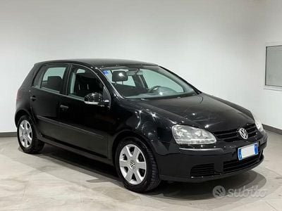 Usata VW Golf IV Sportline 104 CV (76 kW) 2004 Nero Berlina