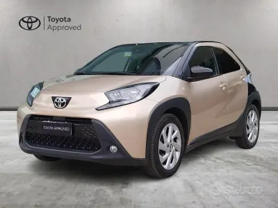 Gebraucht Toyota Aygo X Trend 72 PS (52 kW) 2022 Grau SUV