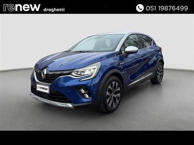 Usata Renault Captur Techno 145 CV (106 kW) 2022 Blu scuro SUV