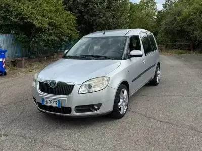 Usata Skoda Roomster 85 CV (62 kW) 2010 Grigio Monovolume