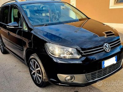 Usata VW Touran 150 CV (110 kW) 2012 Nero Monovolume
